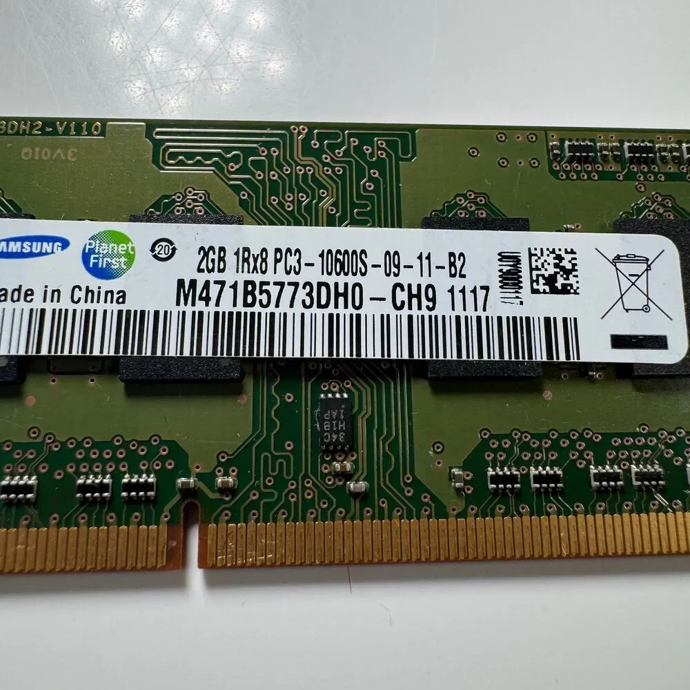 Samsung 2GB DDR3 Laptop RAM PC3-10600S 1333MHz SODIMM M471B5773DH0-CH9 1Rx8